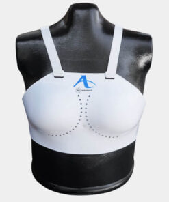 Protection en plastique Arawaza avec sangles - WKF