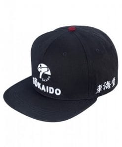 casquette-snapback-tokaido-noir-et-rouge