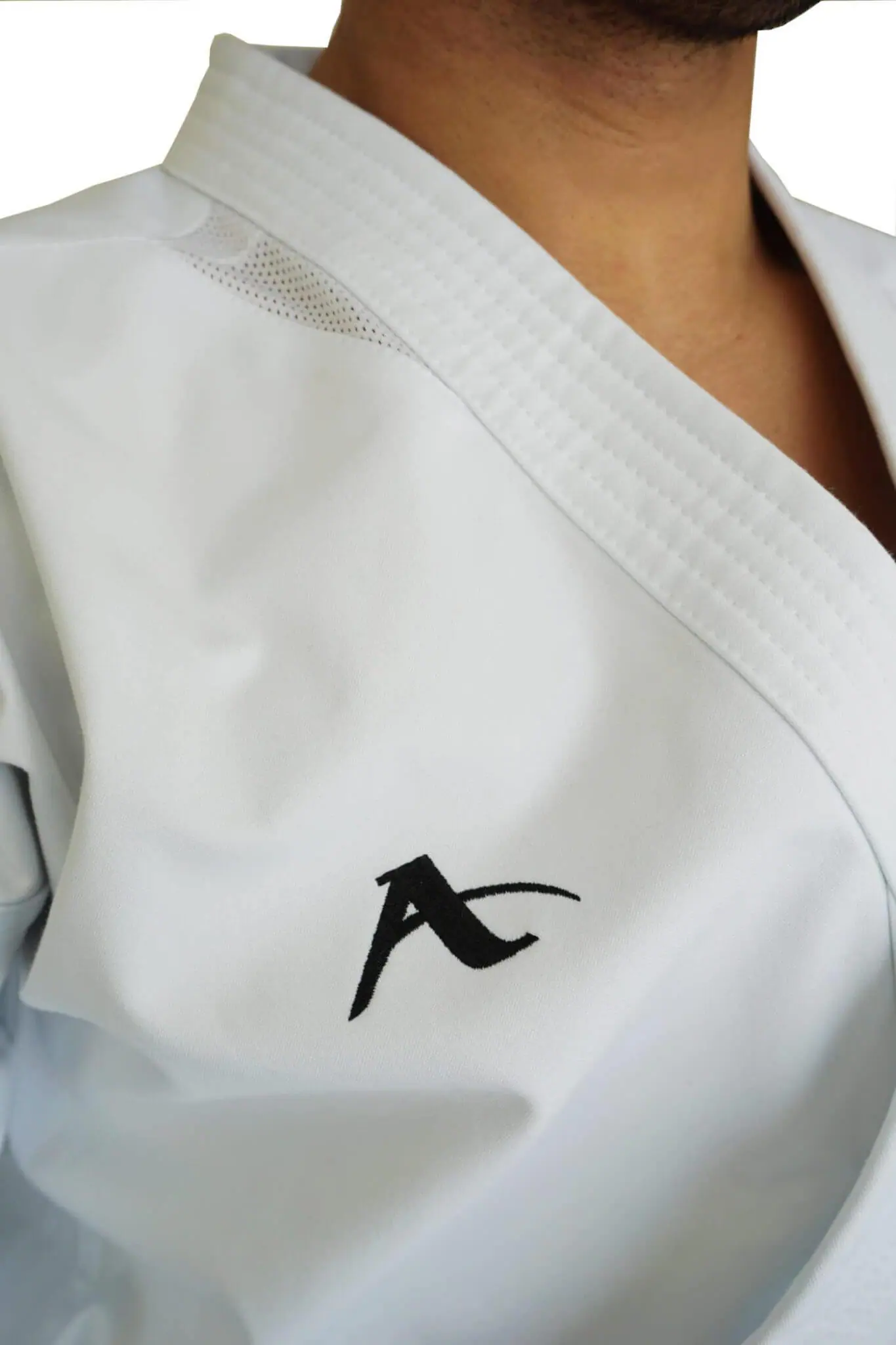 kimono-karate-gi-arawaza-black-diamond-broderie-poitrine