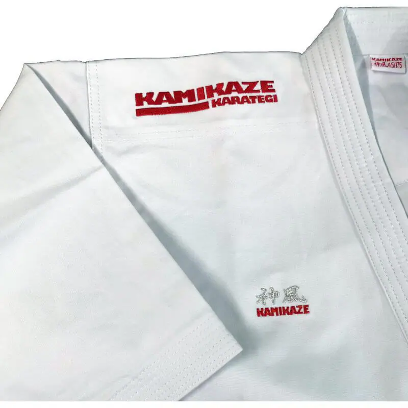 kimono-karate-kamikaze-premier-kata-premiere-league-wkf-rouge