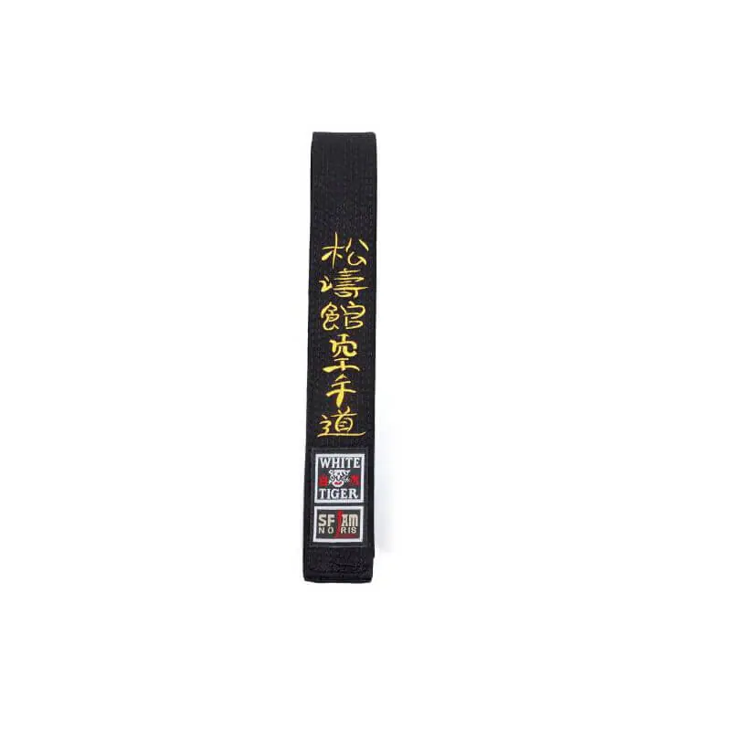 La ceinture noire Karate Shotokan Karaté-Do Brodée de NORIS est une ceinture qualité supérieure