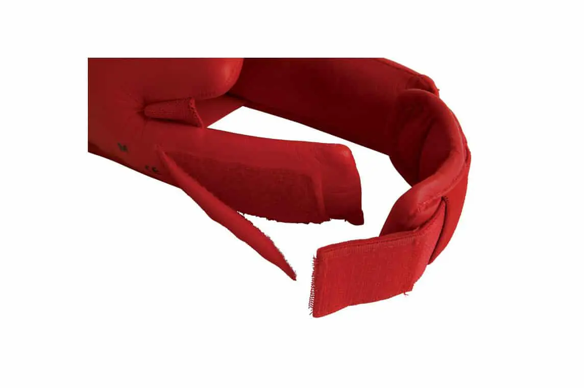 protege-pieds-karate-adidas-wkf-66150d-zoom-velcro-rouge