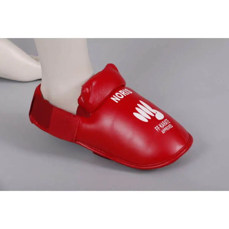 proteges-pieds-de-karate-noris-ffk-rouge