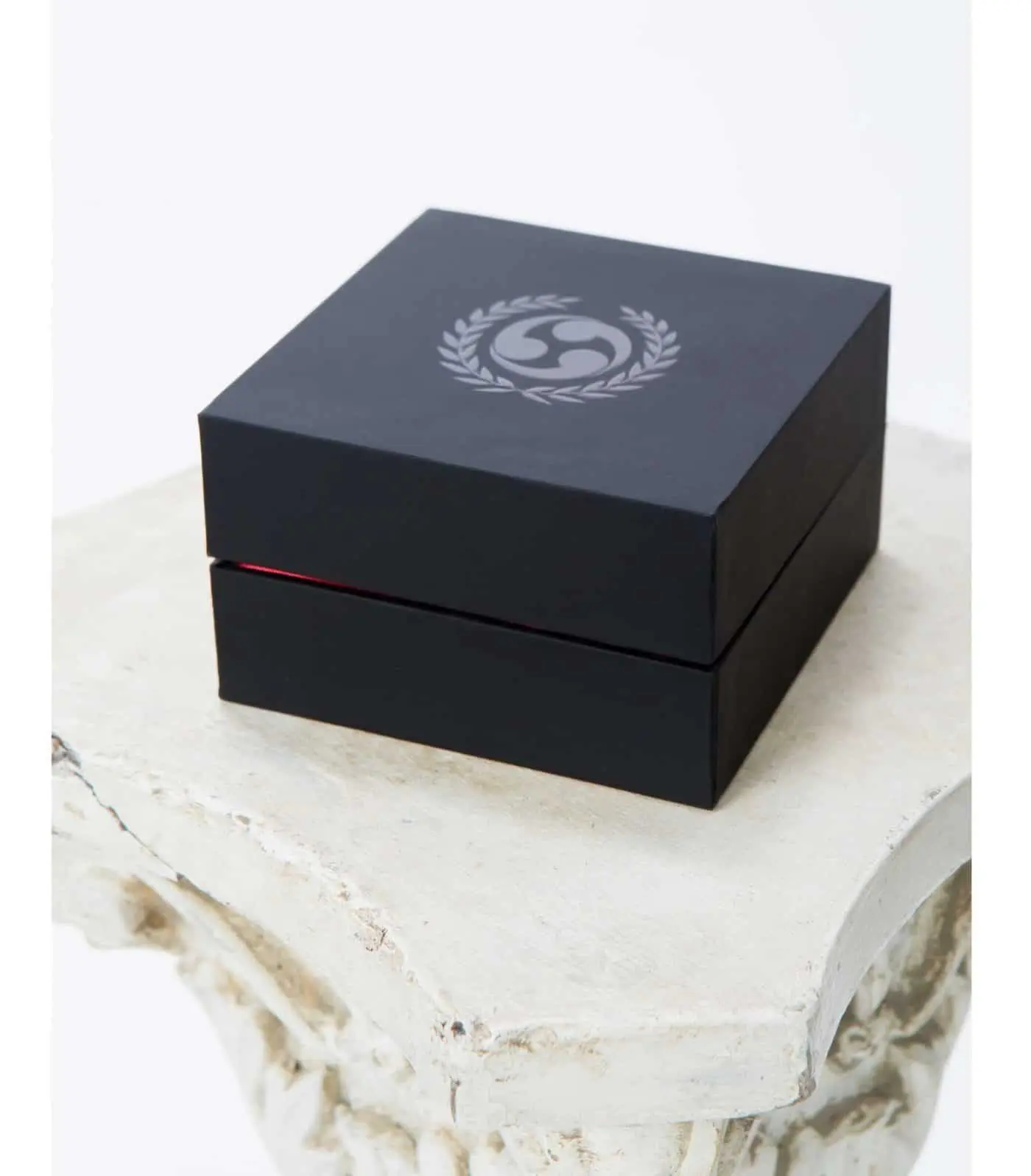 seishin-bracelet-sur-karate-gi-sur-poignet-attache